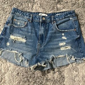 ZARA HIGH WAISTED SHORTS